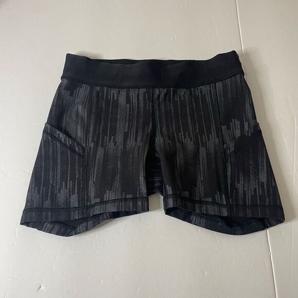 Lululemon Biker Shorts Gym Shorts Black and Gray Size 4 - Picture 8 of 8
